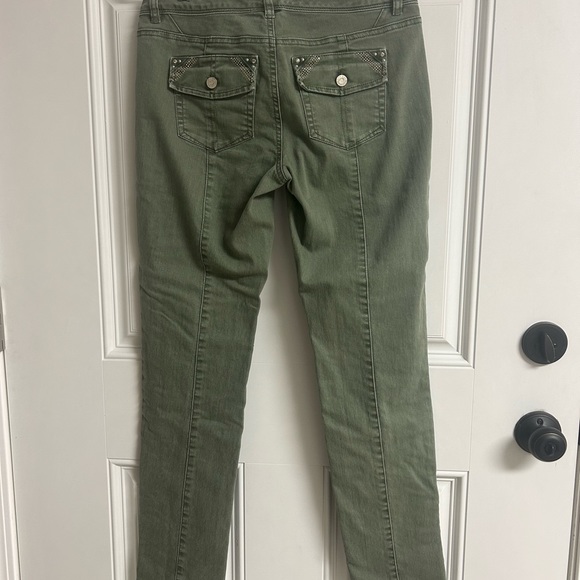 WHBM Olive Green Snap Ankle Jean Blanc 2R - Picture 7 of 9